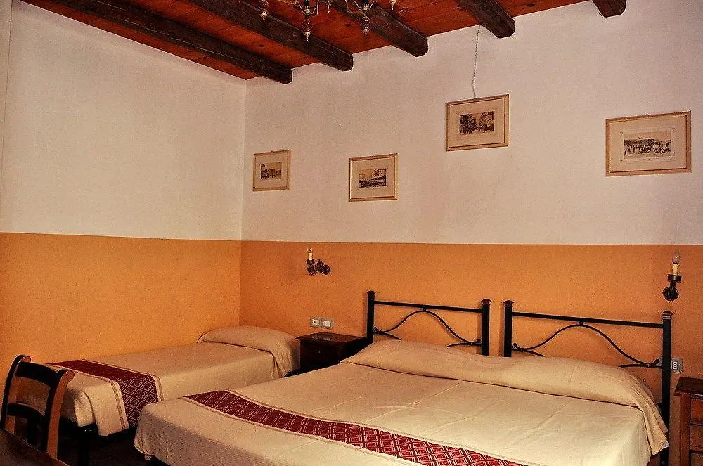 Vendégház Cagliari Novecento Hotel
